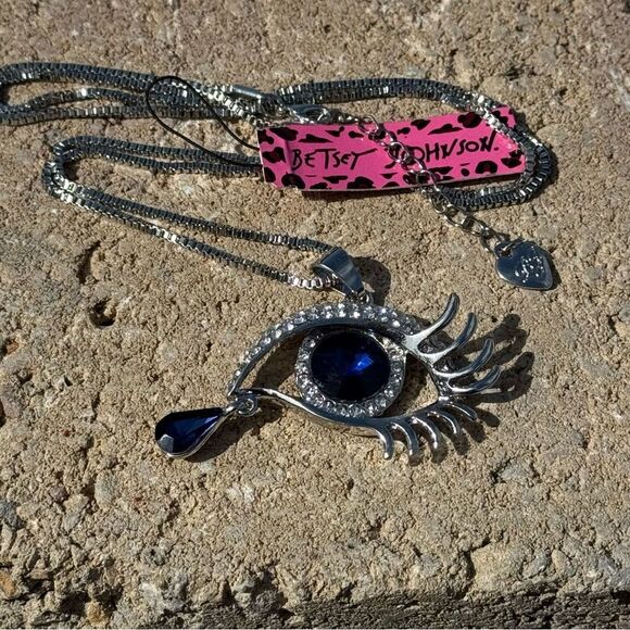 NECKLACE! Betsey Johnson All Seeing Silver and Blue Eye Pendant Necklace BNWT - Picture 4 of 6